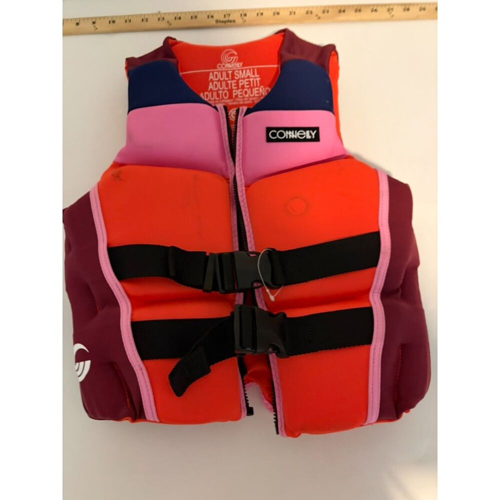 Connelly adult small neoprene classic life vest PFD